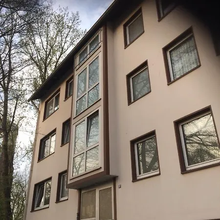Uni Apartment