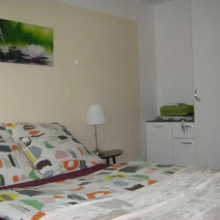 Uni Apartment
