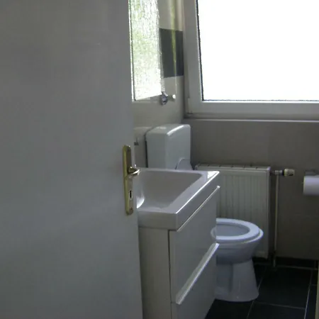 Uni Apartment